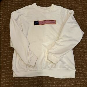 Nike Vintage 90’s USA Sweater